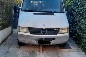 Furgone Mercedes 410D - Collaudato
