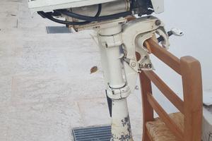 Motore fuoribordo 2 CV