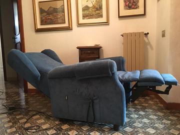 Poltrona Alzapersona elettrica 2 MOTORI