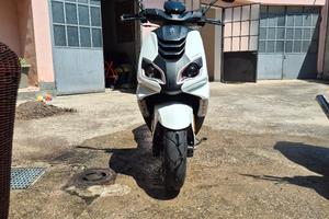 Peguet Speedfight 4 