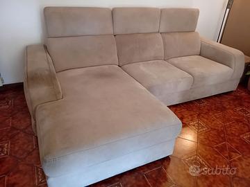 Divano 3 posti con penisola (250x160 cm) beige –