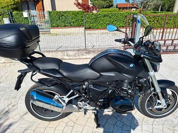 BMW R1200R