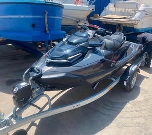 Moto d acqua rxt 300