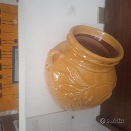 vaso decorativo in ceramica da parete