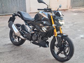 BMW G 310 R