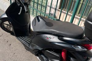Liberty S 125 nero opaco (anno 2024)