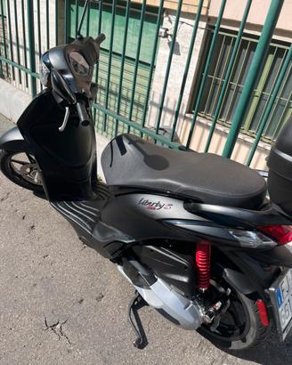 Liberty S 125 nero opaco (anno 2024)