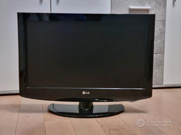 Vecchio televisore 26“ senza decoder