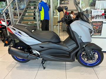 Yamaha X-Max 300