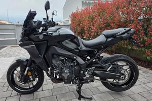 Yamaha tracer 9