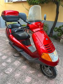 Piaggio Hexagon