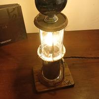 lampada realizzata artigianalmente