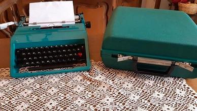 Macchina da scrivere Olivetti Studio 45 (rara)