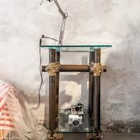 Tavolo industriale corten/raccordi ottone e vetro