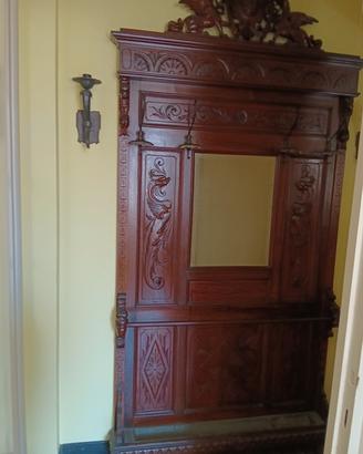 Appendiabiti antico in legno massello con specchio