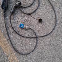 caricatore per muletti e auto eletrici 