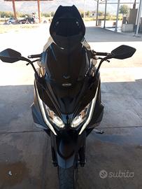 moto kymco ak 550