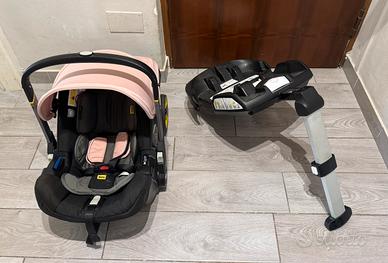 Passeggino Doona + e base isofix