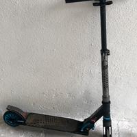 2 Monopattino grande portata 100kg  piccolo 50 kg