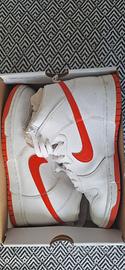 Nike Dunk High Bianco Picante Rosso- Modello DV082
