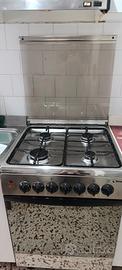cucina 4 fuochi con forno 