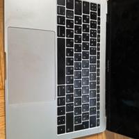 MacBook Pro 13" 2017 – i5 – 8GB – 250GB – Tastiera