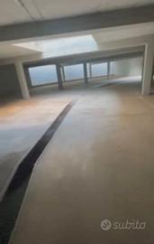 Cagliari Autorimessa con cantine e parcheggi