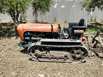trattore agricolo 