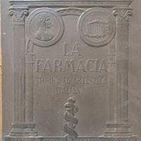 La Farmacia Storica ed Artistica Italiana (1934)