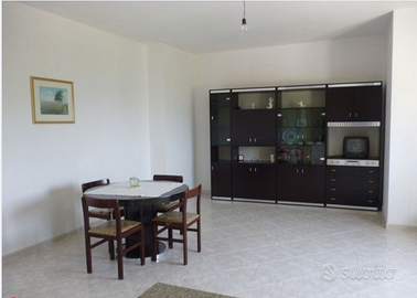 parete soggiorno - cambio immobile