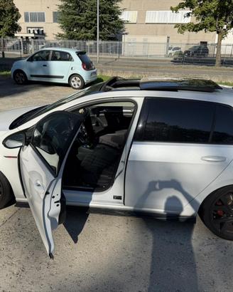 Golf gti 7.5 dsg interni 8r tetto apribile 300cv