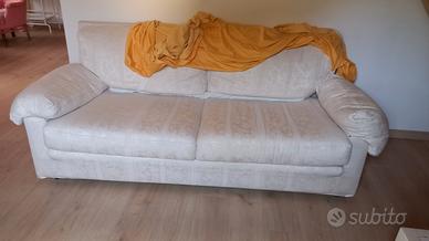Divano comodissimo e 2 poltrone