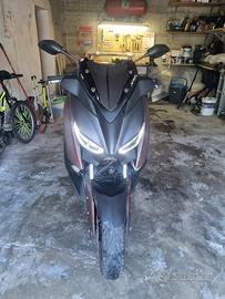Yamaha X-MAX 300