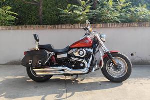 Harley-davidson Dyna Fat Bob 1584 RED