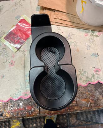 Porta bicchieri doppio per auto