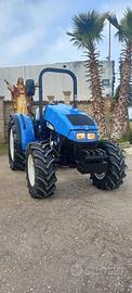 TRATTORE NEW HOLLAND 50 CV. 4 X 4