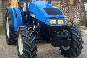 TRATTORE NEW HOLLAND 50 CV. 4 X 4