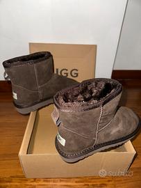 UGG Stivali Classic Mini  Marroni n.38
