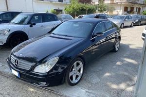 Mercedes-benz CLS MERCEDES CLS 320 CDI TETTO APRIB