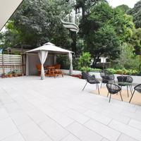 Bolzano: luminoso quadrilocale con ampia terrazza