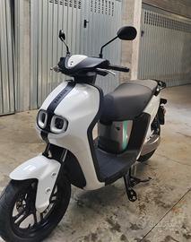 Scooter yamaha neos