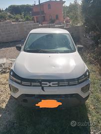 Dacia Spring incidentata 
