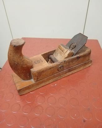 Pialla manuale antica