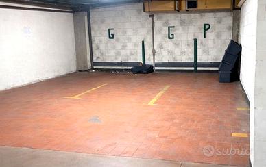 Roma Centro - Box auto triplo, zona Prati