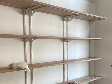 Scaffalatura in legno smontabile – Solida e versat