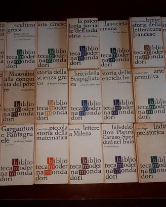 BMM Mondadori copertina rigida grigia