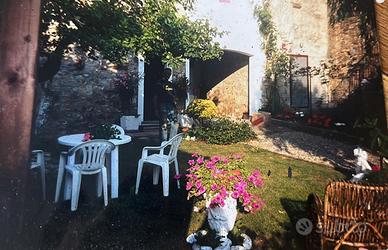 CASA IN COLLINA - PIZZOFREDDO (PV)*fraz. Santa Mar