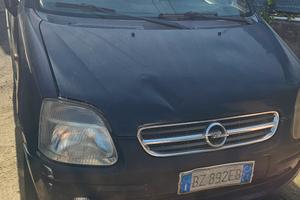 Opel Agila 1.0 da riparare/rottamazione o ricambi