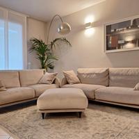 Set 2 divani + pouf coordinato in microvelluto