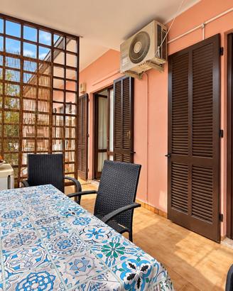Villa 360mq Gonnesa: Ideale B&B o 3 Unità Sanate